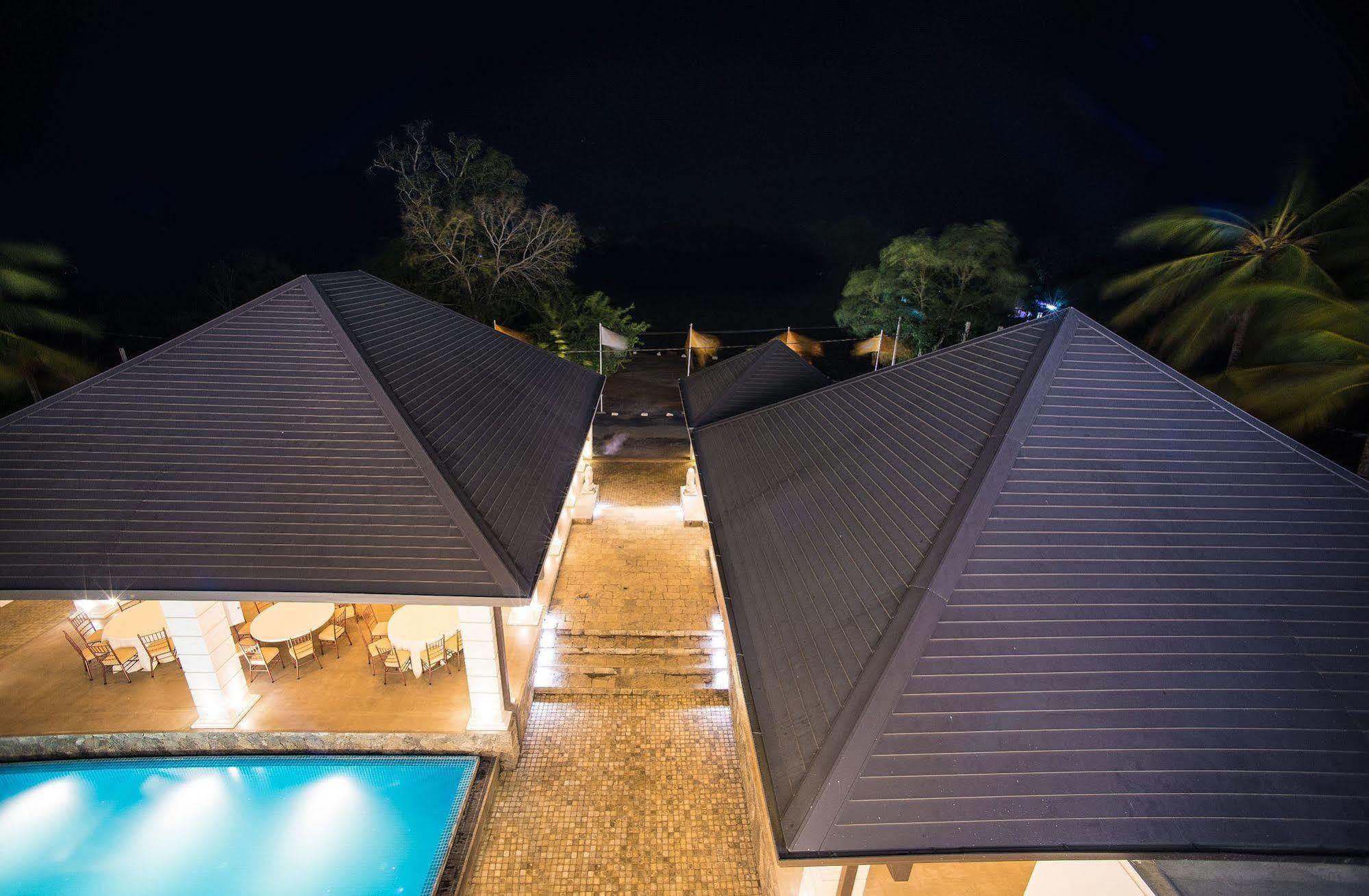 Kevans Casa Mahiyanganaya Exteriör bild